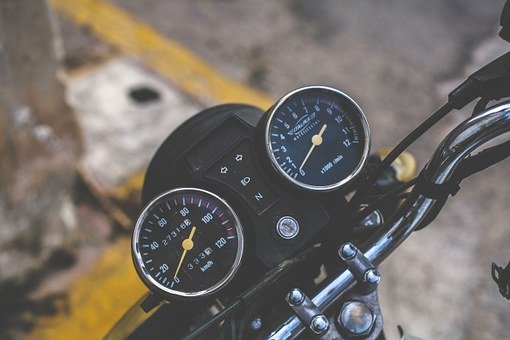 ▷ Aparcamiento de Motos en Cl. Tejón y Rodríguez,6 Málaga 1 aparcar-coche-en-parking-motos