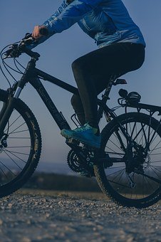 ▷ Aparcamiento Bicicletas en Conde de Guadalhorce,17 Málaga 1 bicicletas de carbono