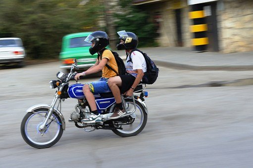 ▷ Aparcamiento de Motos en Jerez Perchet, Málaga 1 desguace-los-asperones-motos