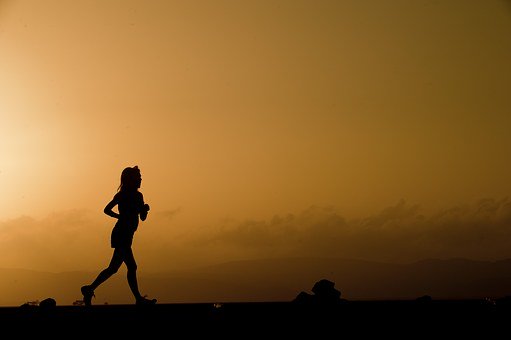 ▷ Zonas De Musculación en Instalaciones Deportivas En Bda. Puerta Blanca en Málaga 1 máquinas-de-fitness