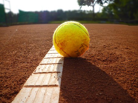 ▷ Pistas de Tenis en Centro Deportivo El Cónsul - Valssport en Málaga 6 ▷ Pistas de Tenis en Centro Deportivo El Cónsul – Valssport en Málaga